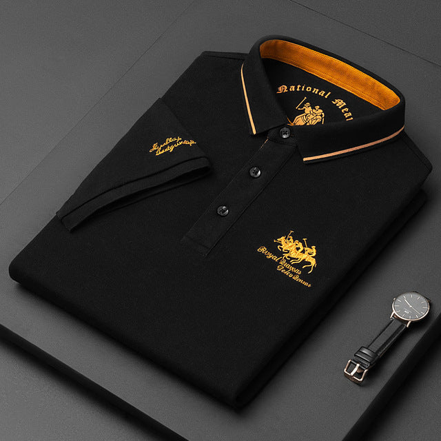 Stijlvolle heren polo, perfect voor elke gelegenheid. Comfortabele heren kleding met knoopdetail.