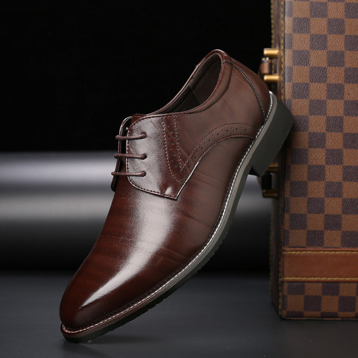 Comfortabele heren brogueschoenen van kwaliteitsleer, perfect voor een stijlvolle, zakelijke uitstraling.