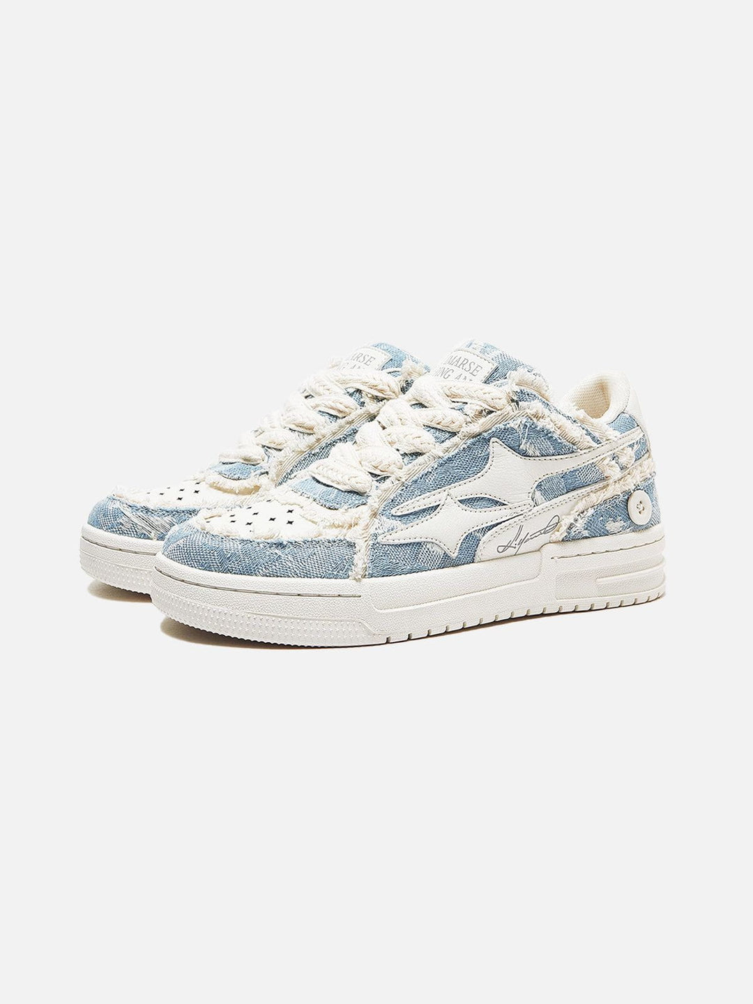 Robuuste heren sneakers met opvallend sterrendesign, ideaal voor een modieuze streetwear look.