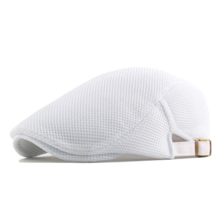 Klassieke herenpet met ademend mesh, lichtgewicht en stijlvol ontwerp, perfect voor de zomer. Ideaal voor casual outfits.