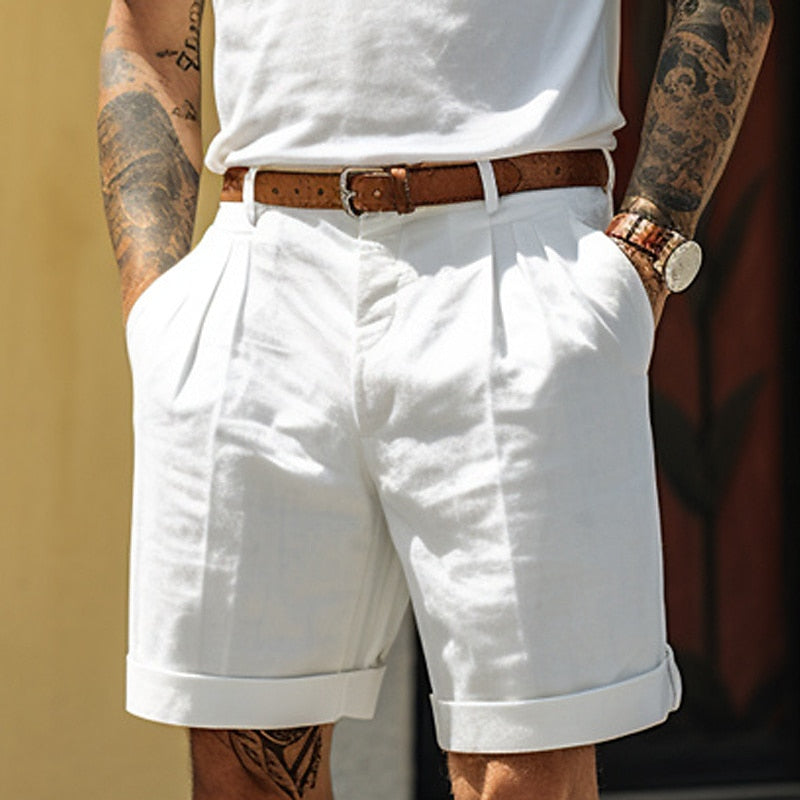 "Klassieke linnen-katoenen herenbroek in beige, ademend en zacht, ideaal voor casual en elegante zomerse outfits."