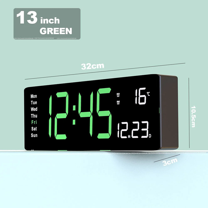 "Kleurrijke acryl digitale klok met helder LED-display, perfect voor elke kamer. USB oplaadbaar, past in modern interieur."