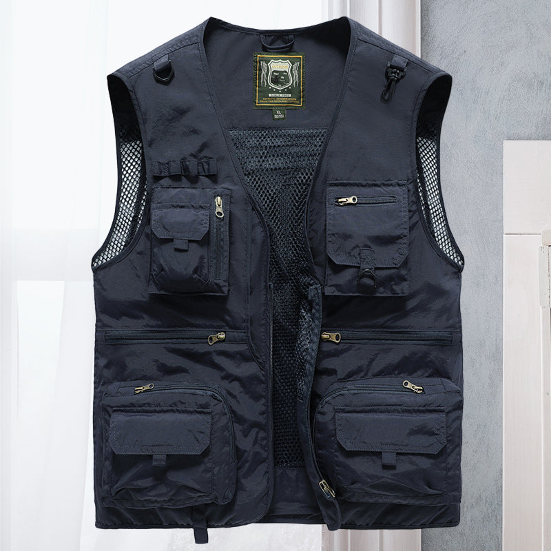 Duurzame heren outdoor bodywarmer, functioneel als visvest. Multi-pocket design voor actieve avonturen.