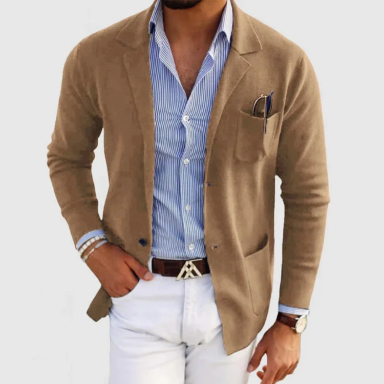 "Lichtgewicht herenvest, stijlvol en ademend, perfect voor lente en zomer, in diverse kleuren en maten, slim-fit pasvorm."