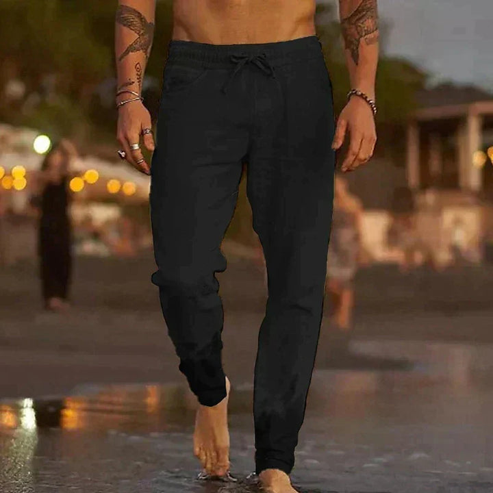 Lichtgewicht linnen zomerbroek voor heren, ideaal voor warme dagen en ultiem comfort. Ademend casual.