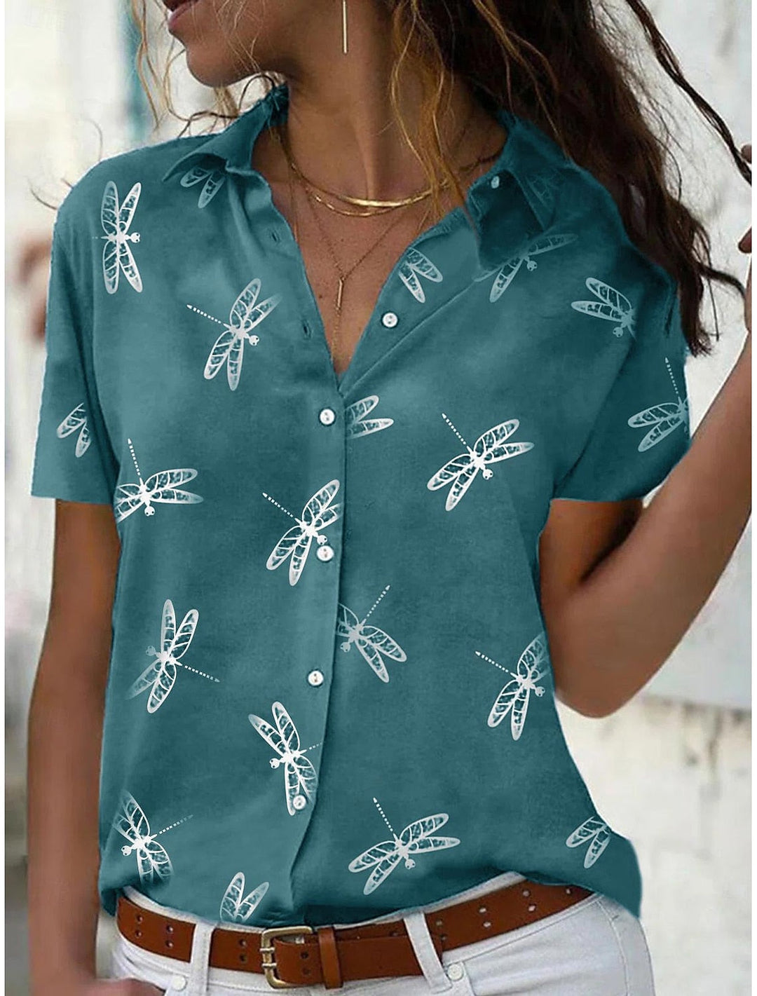 "Lichtgewicht roze dames zomershirt met korte mouwen, luchtig en comfortabel voor zonnige dagen."