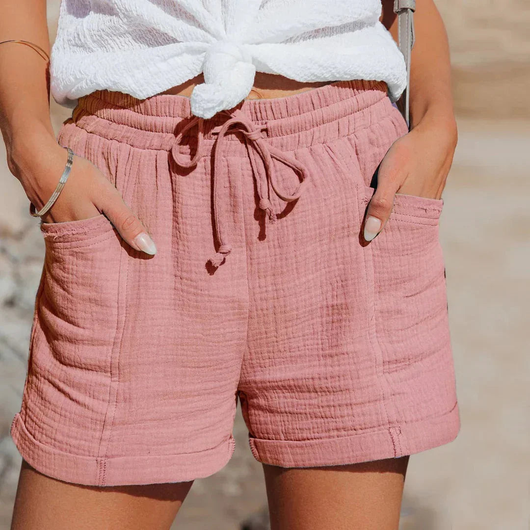 "Luchtige dames zomershorts met elastische taille, lichtgewicht en comfortabel, perfect voor warme zomerdagen."