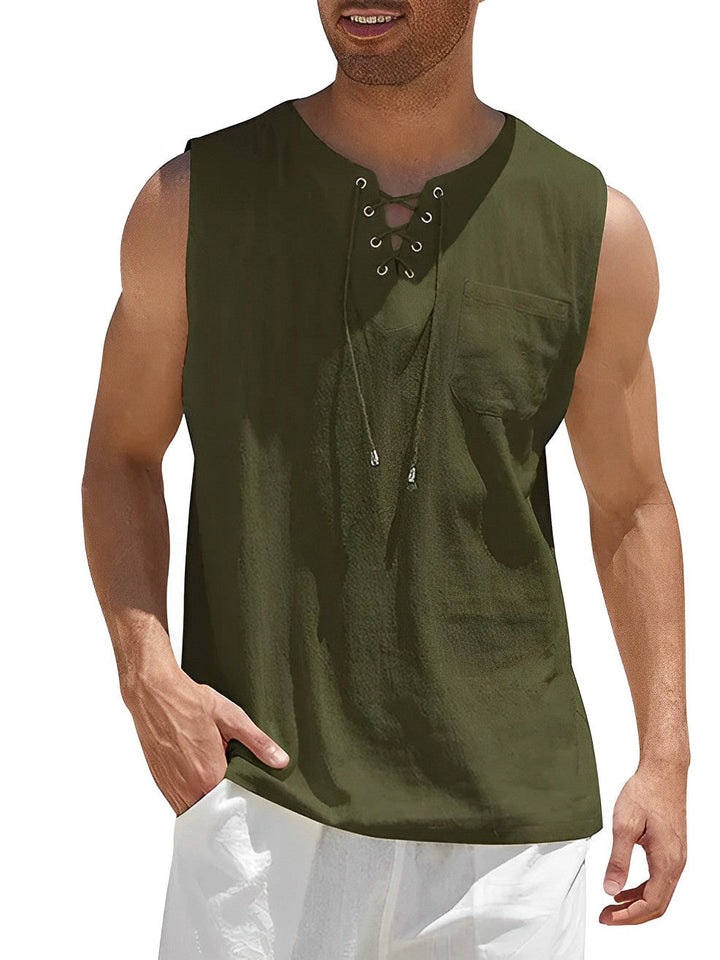 Luchtige heren tanktop met stijlvolle V-hals, comfortabel voor zomer en strand, perfect voor casual dagen.