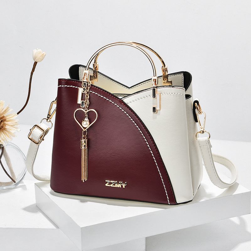 Trendy luxe dames schoudertas van PU leer. Elegante handtas en veelzijdig accessoire voor de moderne vrouw.