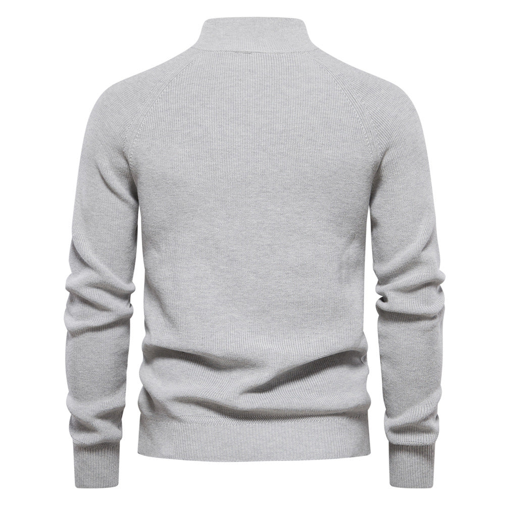 Warme en stijlvolle halfzip trui voor heren, een essentieel kledingstuk voor de koudere herfst- en winterdagen.