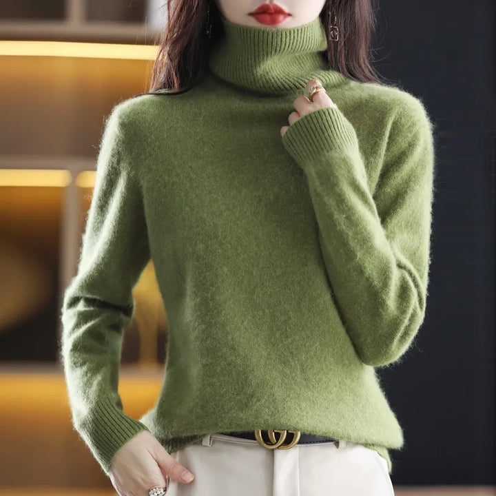 "Luxe kasjmier coltrui voor dames, elegant ontwerp, 100% kasjmier, avocadogroen, herfst-winter, warm en stijlvol."