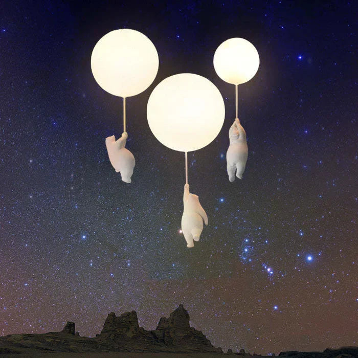 "Magische kinderlamp met speelse beer en ballon, warme LED-verlichting, ideaal voor kinderkamer, sfeervol design."