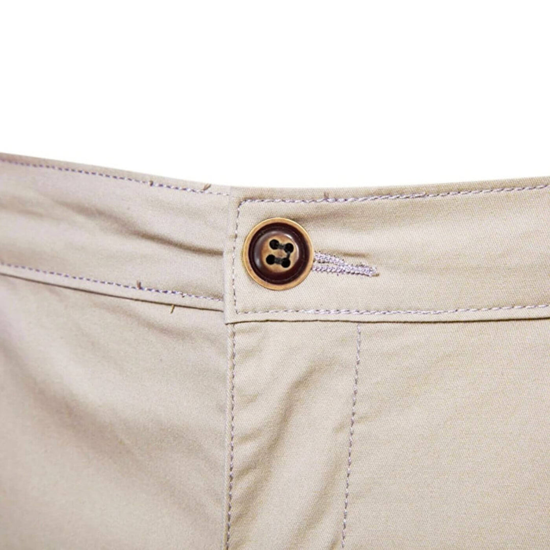 Zachte heren chino shorts, ademend en comfortabel voor warme zomerdagen. Stijlvolle casual broek.