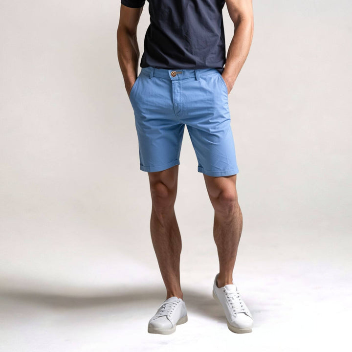 Stijlvolle heren chino shorts, comfortabel voor zomerse dagen. Casual korte broek voor elke man.