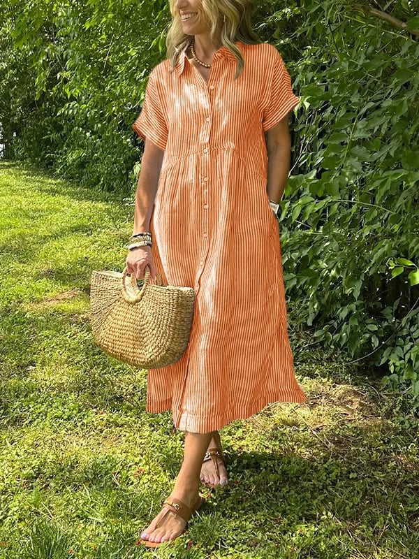 Klassieke gestreepte midi jurk met overhemdkraag; een must-have zomerjurk voor dames.