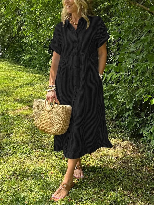 Elegante gestreepte midi overhemdjurk voor dames, veelzijdig en stijlvol.