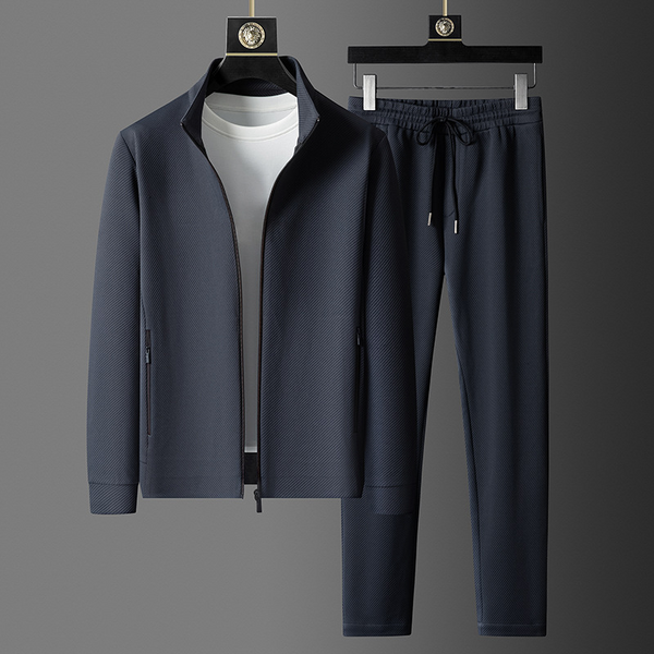 Stijlvol heren slim fit tweedelig trainingspak, perfect als sport- of moderne vrijetijdskleding.