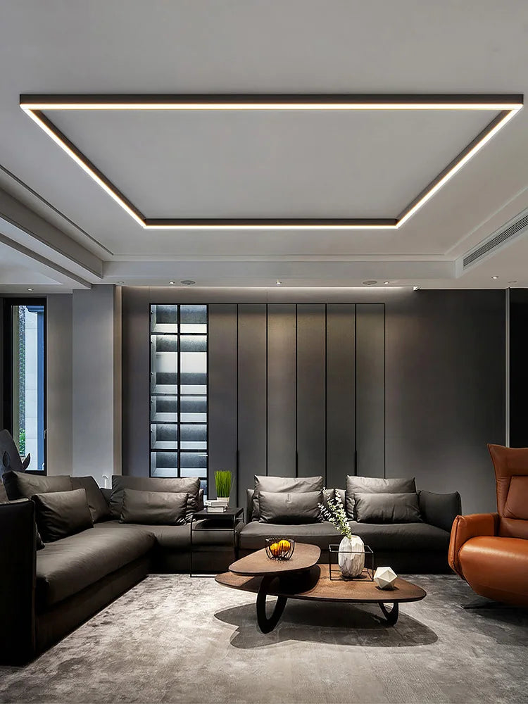 "Minimalistische LED plafondlamp met strak aluminium ontwerp, Scandinavische stijl en energiezuinige verlichting."