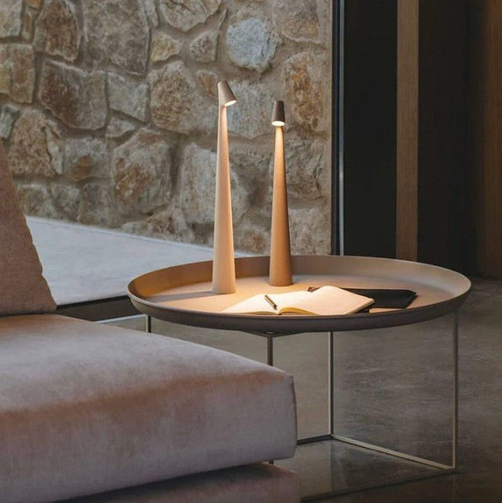 "Minimalistische touch-dimming bedlamp, strakke design tafellamp met warm licht en dimbare bediening, perfect voor elke slaap