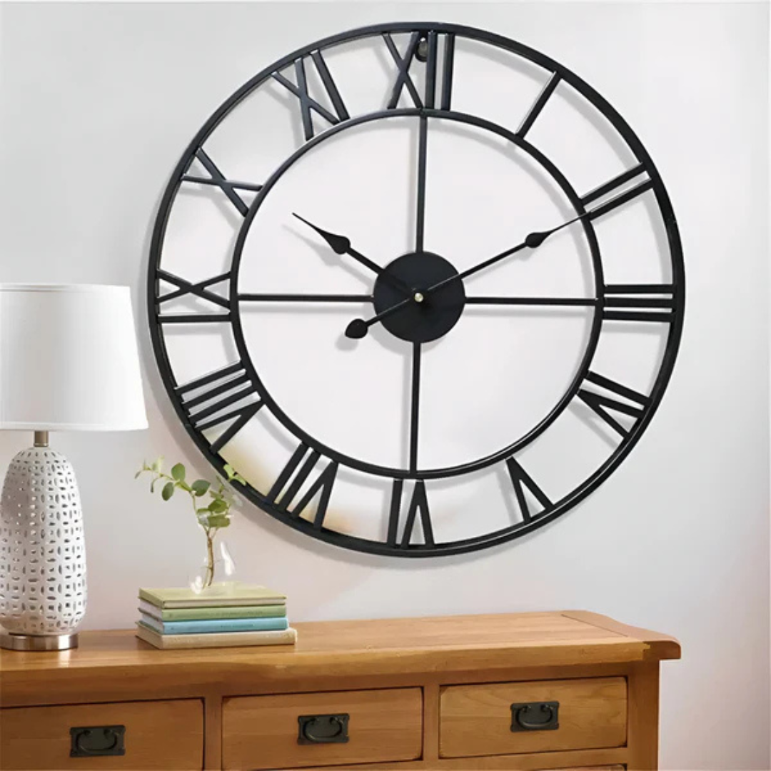 "Moderne grote wandklok met 3D-design, metalen afwerking en stijlvolle uitstraling, perfect voor woonkamer of kantoor."