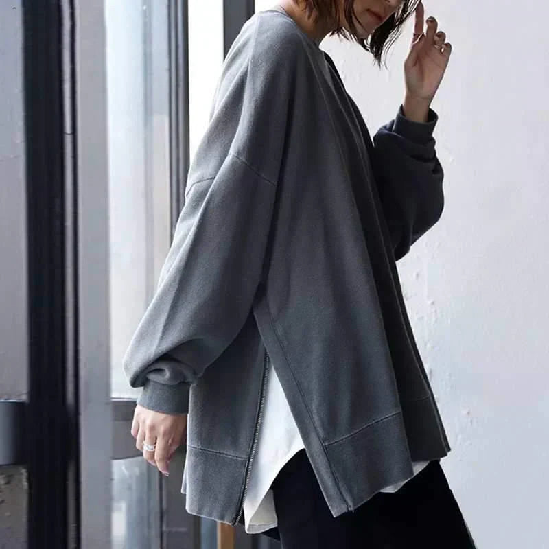 Modieuze oversized damestrui Sylvette, comfortabel lang silhouet. Ideaal voor herfst en wintermode.