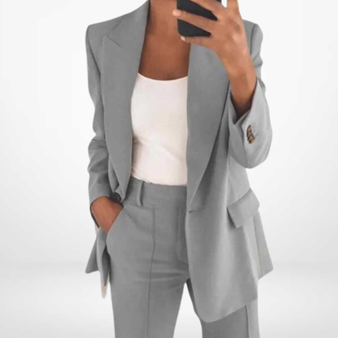 "Modieuze tweedelige dames set met blazer en pantalon, elegante lijnen, beschikbaar in beige, blauw, grijs, khaki, roze, zwar
