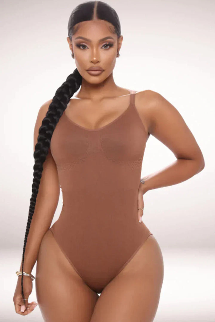 "Naadloze afslank bodysuit voor vrouwen, ondersteunt comfortabel met elegant design, perfect onder elke outfit."