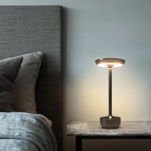 Minimalistische design lamp voor woonkamer of slaapkamer