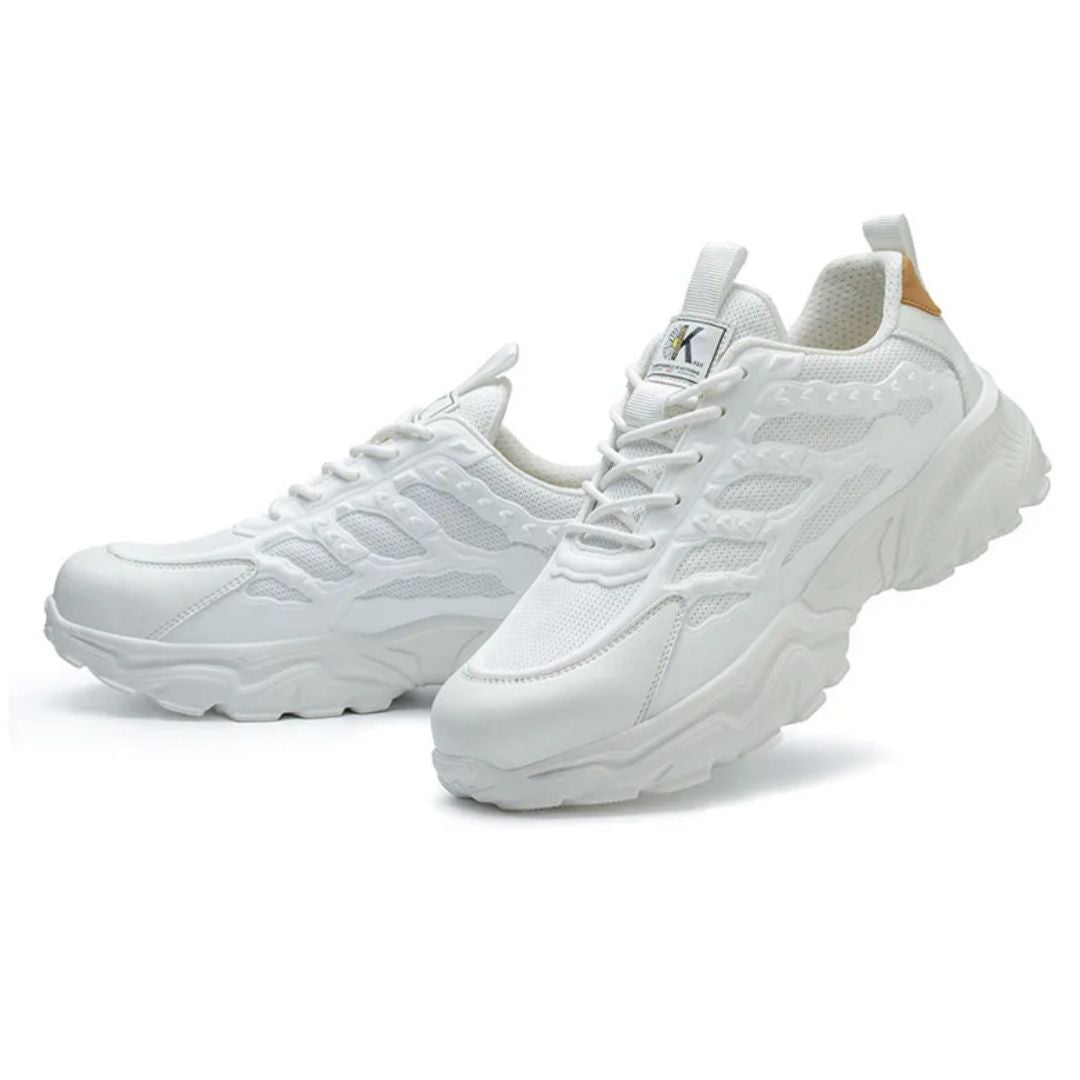 "Onverwoestbare zwarte werksneakers met stalen neus, anti-plet, flexibele zool, ideaal voor bescherming en comfort."