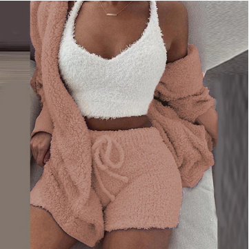 Trendy grijze driedelige dames set uit de Cosy Knitted Clothes collectie