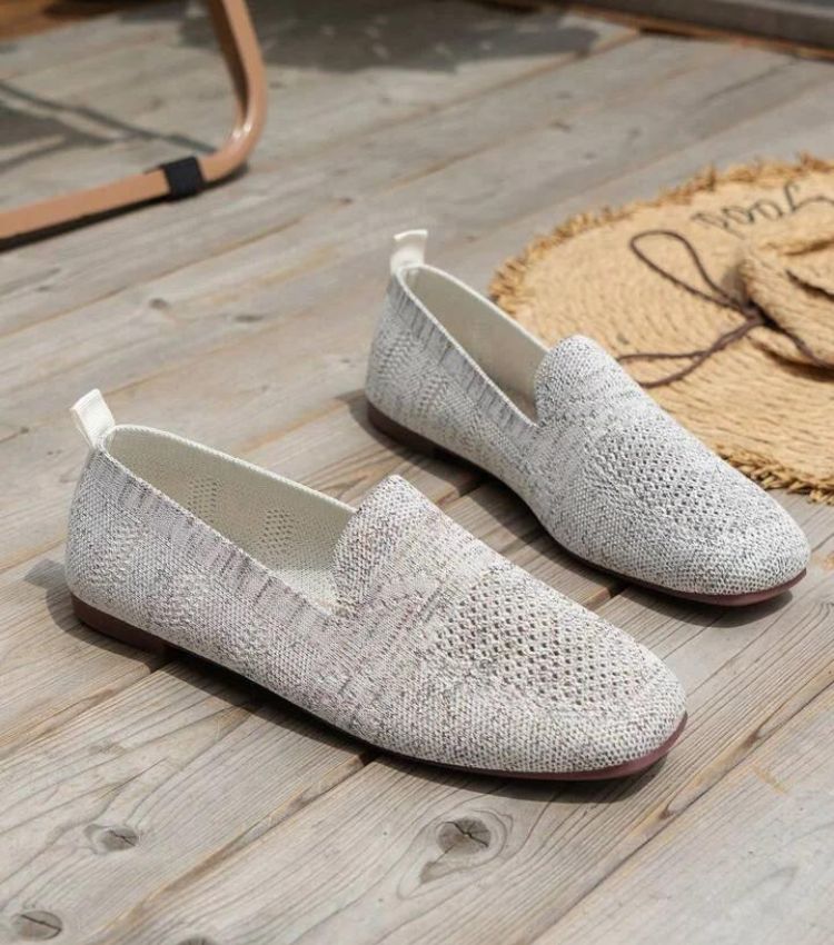 "Orthopedische antislip platte schoenen, elegant ontwerp, ademend materiaal, ideaal voor dagelijks comfort en stijl."
