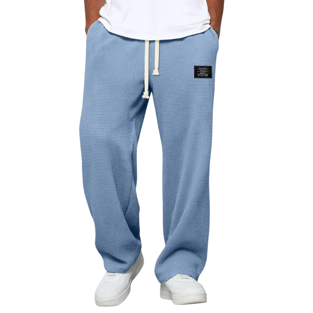 Heren broek met wijde pijpen in hemelsblauw, comfortabel en stijlvol voor elke dag.