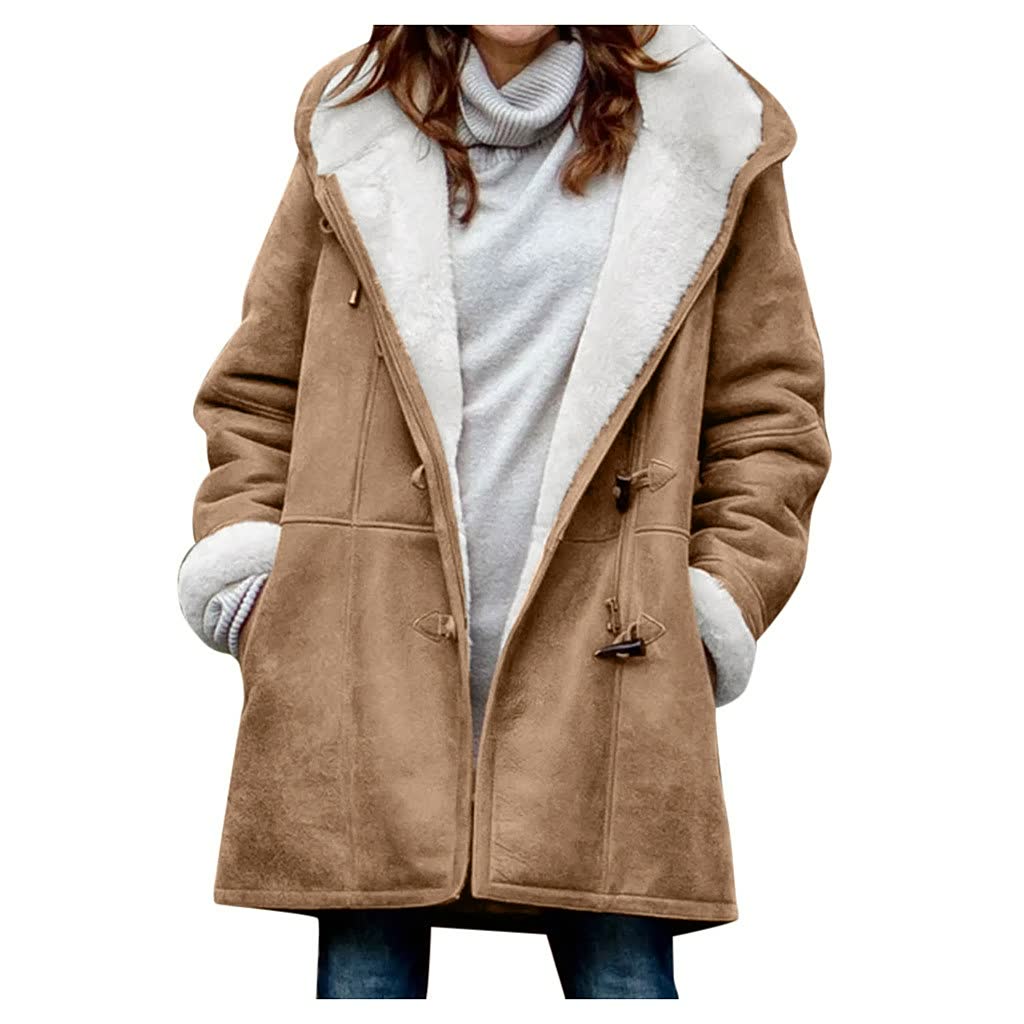Modieuze bovenkleding voor vrouwen, getoond in een elegante pasvorm