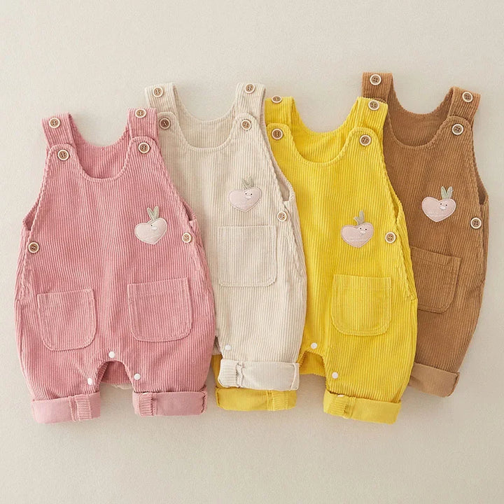 "Rib tuinbroek voor peuters, comfortabel en stijlvol, gemaakt van ribstof met duurzame katoen, trendy babykleding."