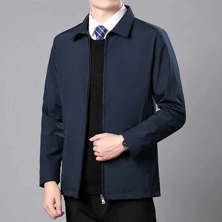 "Stijlvol en veelzijdig heren Nerio jasje met strakke lijnen, donkerblauw, ideaal voor casual en formele gelegenheden."