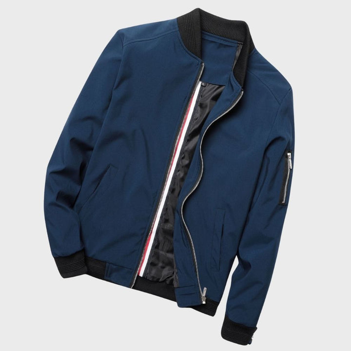 Stijlvol Finn bomberjack heren, regular fit, katoenmix, tijdloos design, diverse kleuren, ideaal voor elke gelegenheid.