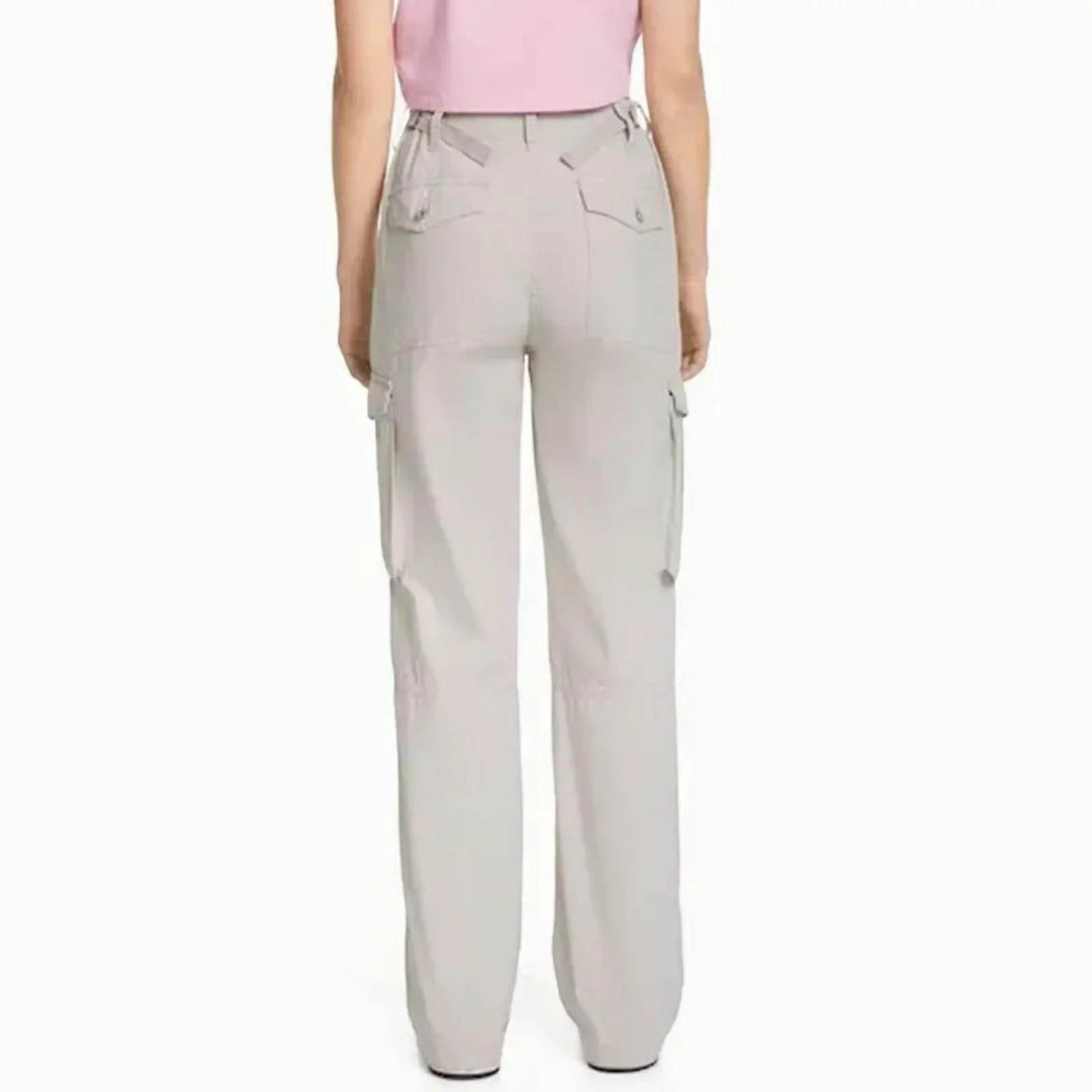 Stijlvolle blauwe cargo broek met verstelbare taille en cargozakken, ideaal voor moderne vrouwen. Comfortabel en trendy.