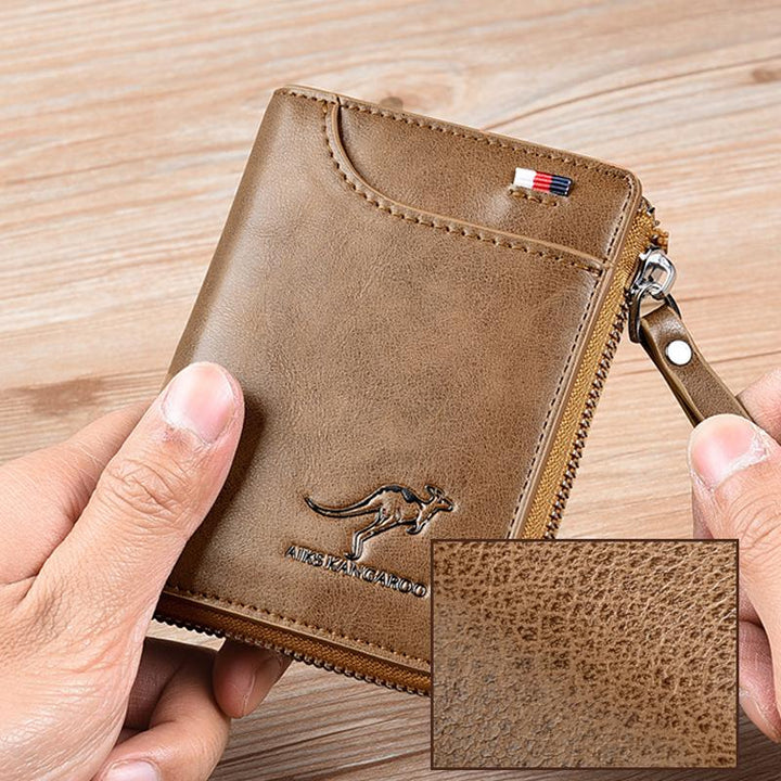 "Stijlvolle compacte RFID portemonnee voor dames, beige PU-leer, strakke look, veilige kaartsleuven, moderne accessoire."