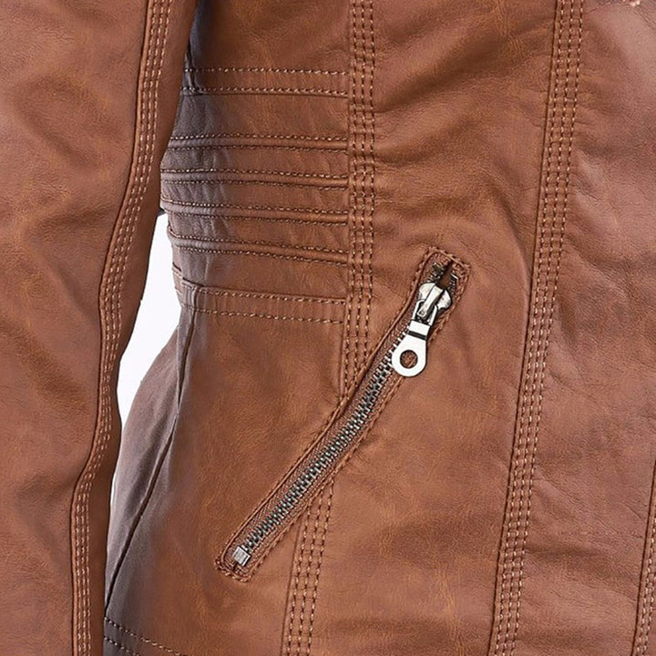 "Stijlvolle dames leren zomerjas, zwart, met moderne ritssluiting en afneembare capuchon, ideaal voor lente & zomer."