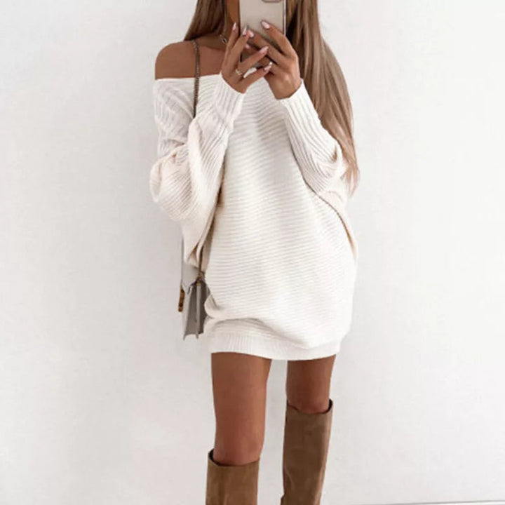 Stijlvolle dames mini-jurk met lange mouwen, perfect voor comfortabele herfst- en wintermode.