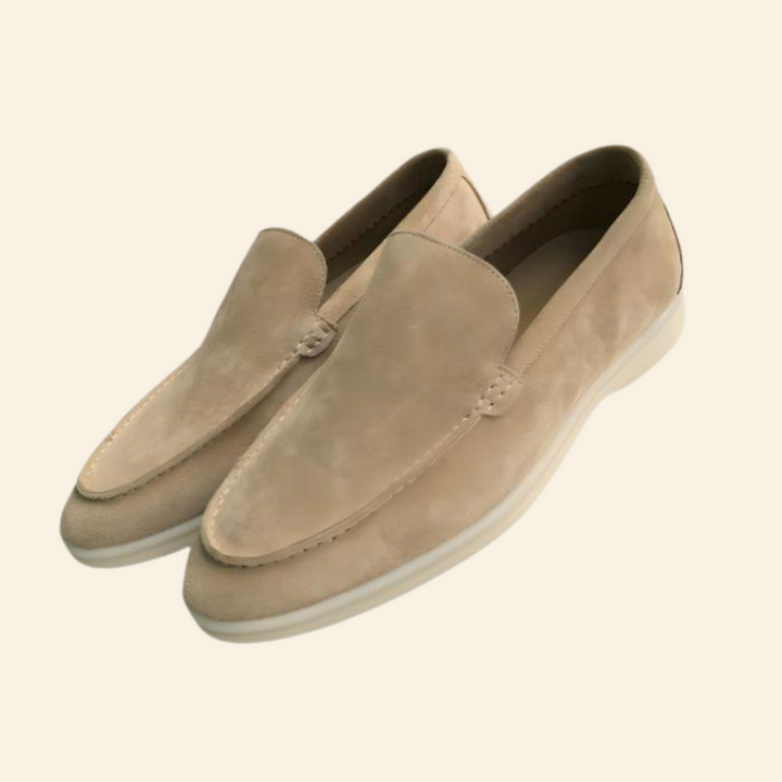"Stijlvolle suède loafers dames, slip-on design, luxe en comfortabel met flexibele rubberen zool, ideaal voor elke dag."