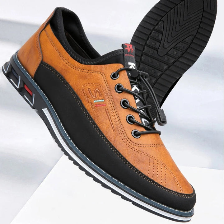 Detailopname van de zool en vetersluiting van de herenschoenen