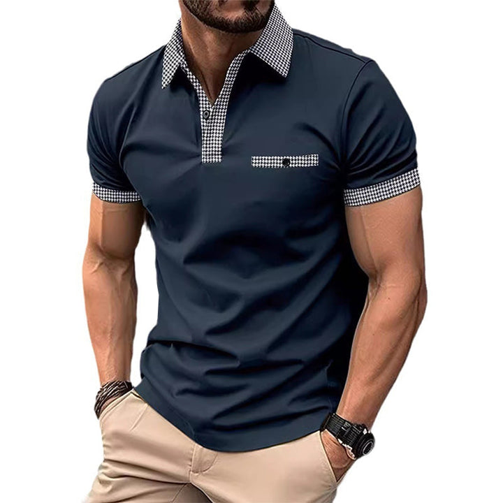 Comfortabele herenpolo met klassiek pied-de-poule patroon, perfect voor dagelijks gebruik in de zomer.