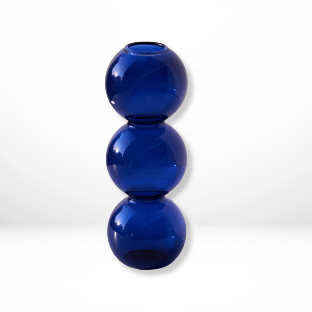 "Transparante handgeblazen glazen bubbelvaas met modern design, elegant glaswerk voor interieurdecoratie."