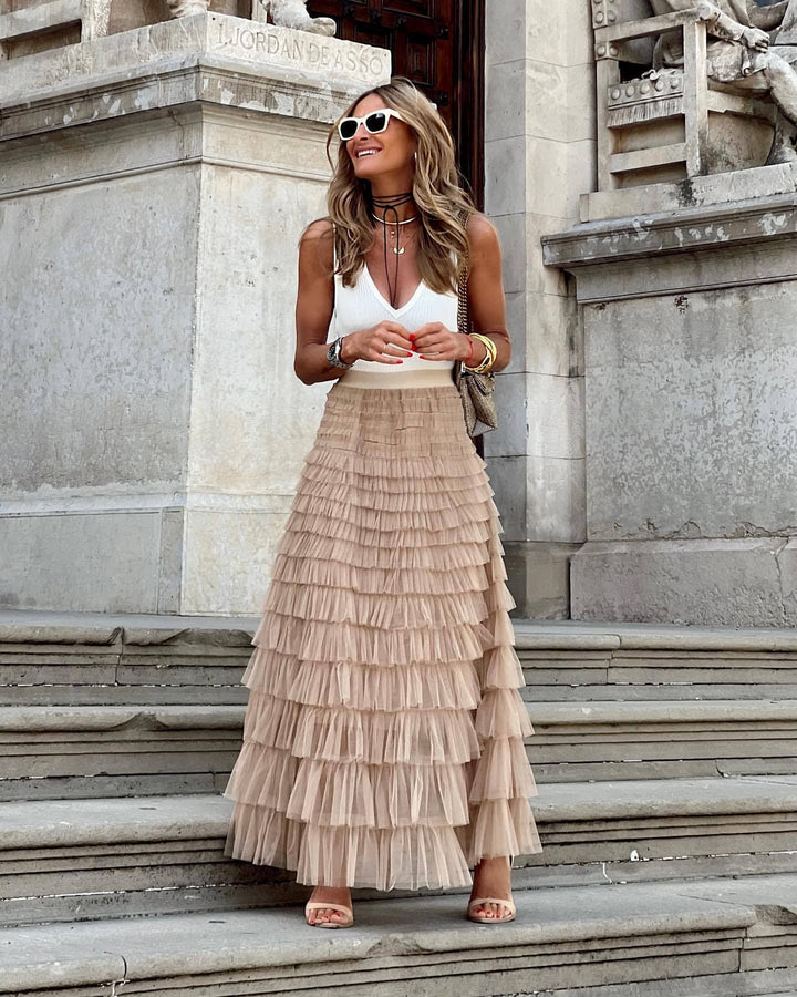 Tule maxi rok voor dames, stijlvol en comfortabel met elegante plooien en elastische tailleband voor een flatterende look.