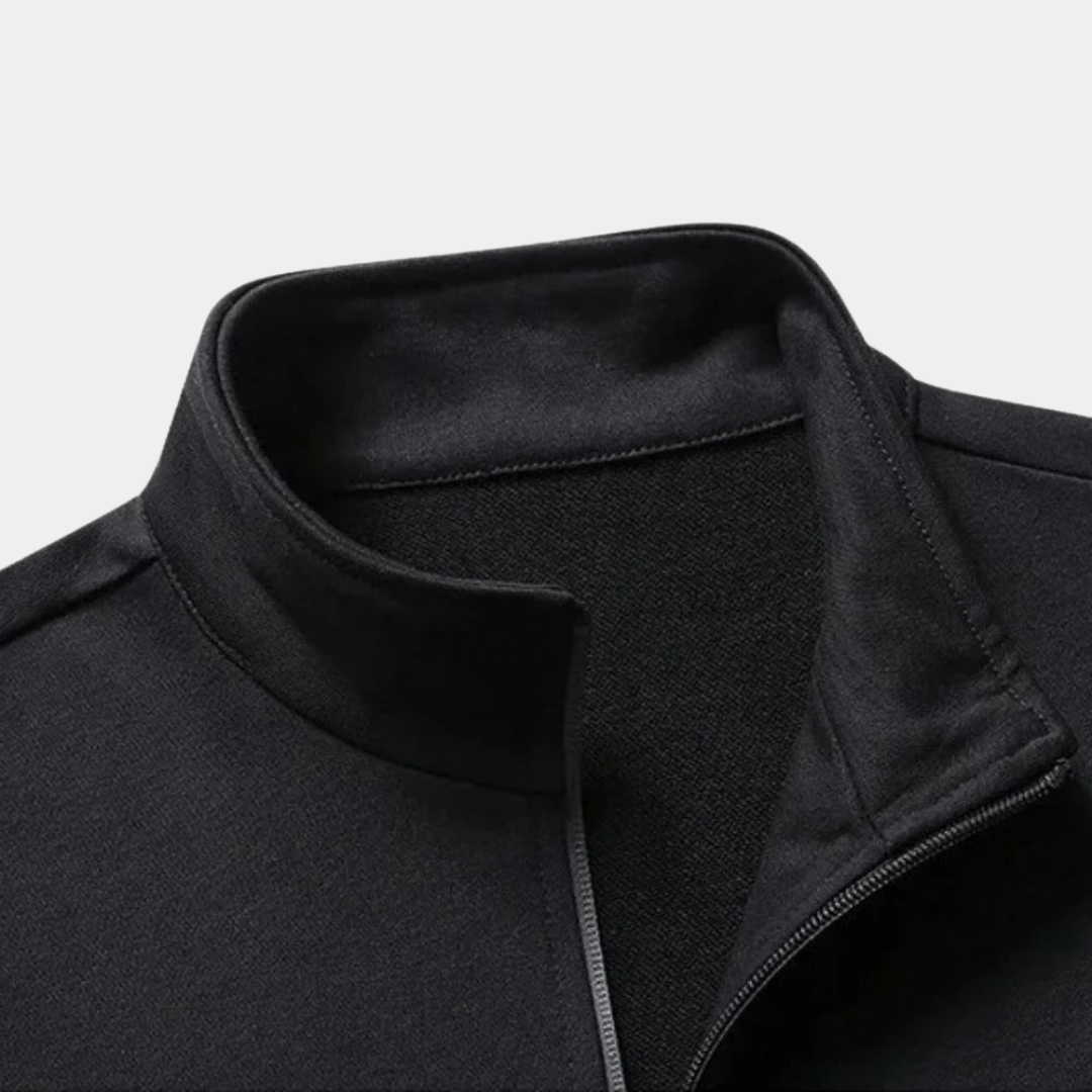 "Tweedelig trainingspak voor heren met hoodie en broek, verstelbare taille, zacht materiaal; ideaal voor comfort en stijl."