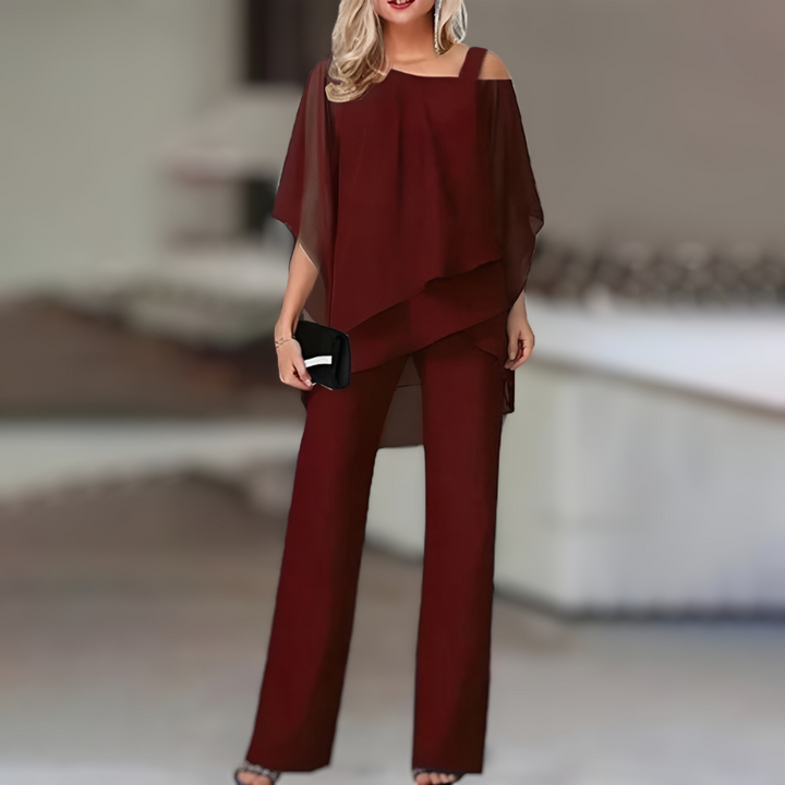 "Tweedelige dames set met off-shoulder top en broek, elegante stijl in diverse kleuren, geschikt voor elke gelegenheid."