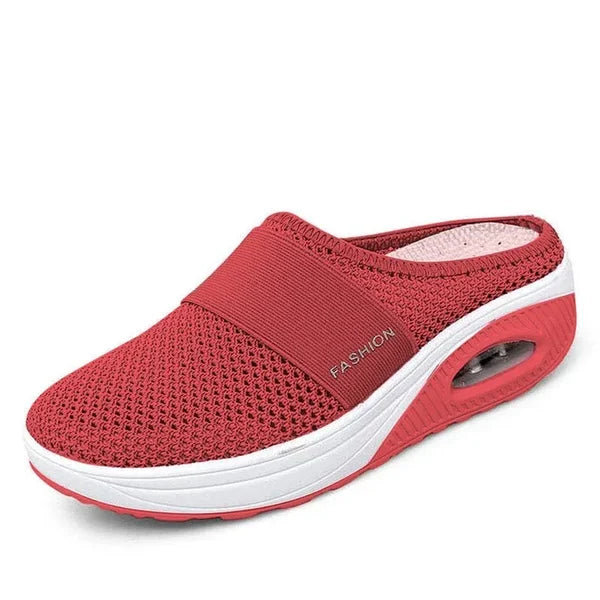 Wasbare unisex instappers, ideaal voor hygiëne en dagelijks comfort. Ergonomisch design.