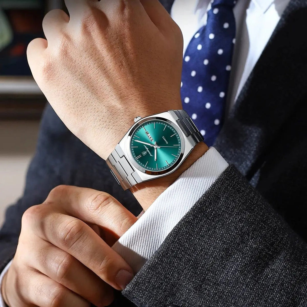 "Waterdicht roestvrijstalen herenhorloge, rond, zilverkleurig, elegant ontwerp met lichtgevende wijzers, 40mm wijzerplaat."