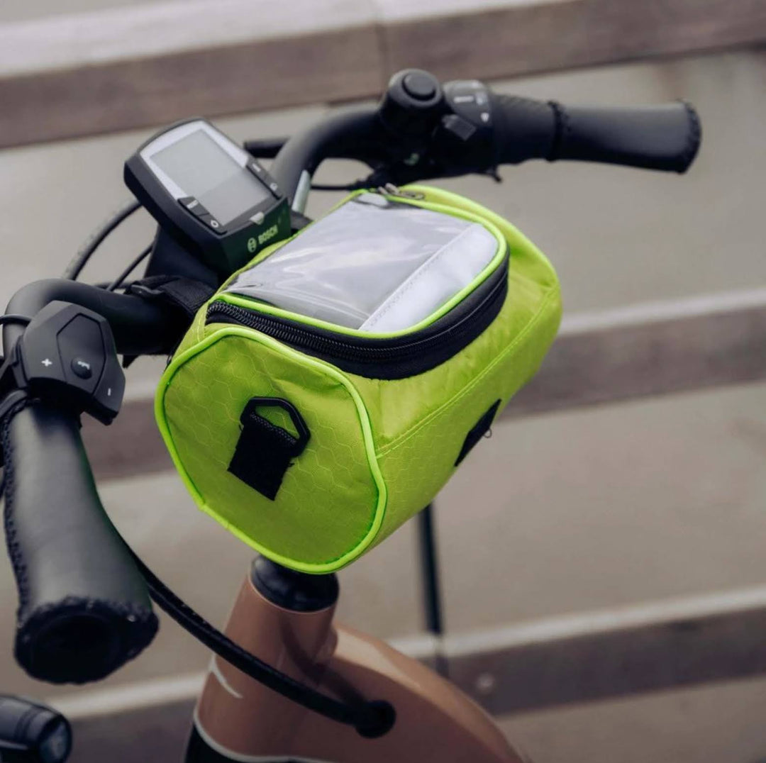 Verstelbare stuurtas voor fietsen, waterdicht en voorzien van touchscreen telefoonhouder. Essentiële fietsaccessoire.